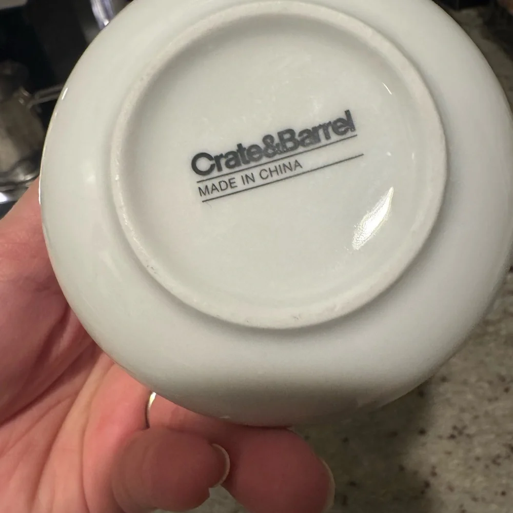 Crate&Barrel Classic White Ceramic Bowl/mug
